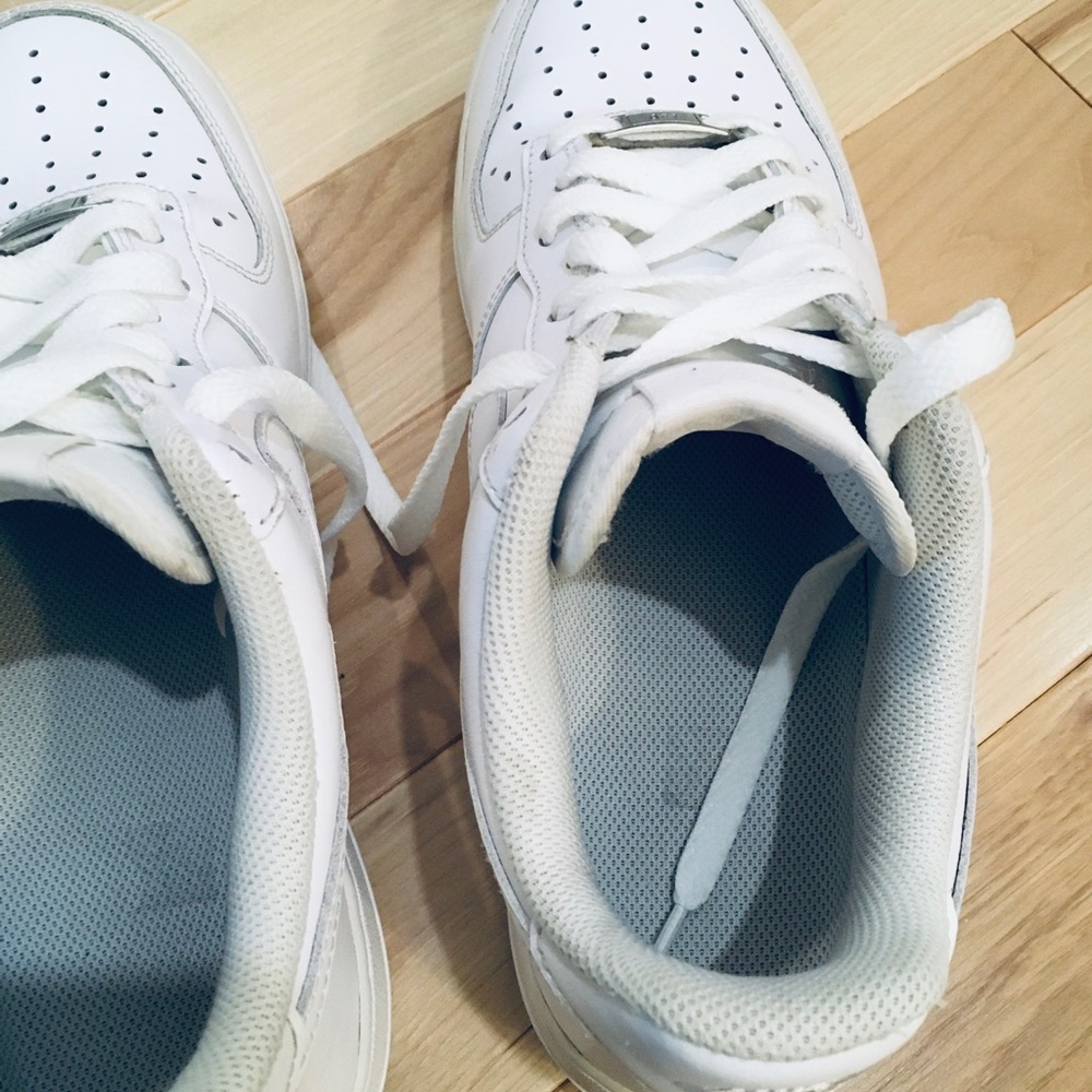 Nike Air Force 1 Low Triple White Men's Size 9.5 - Picture 10 of 11